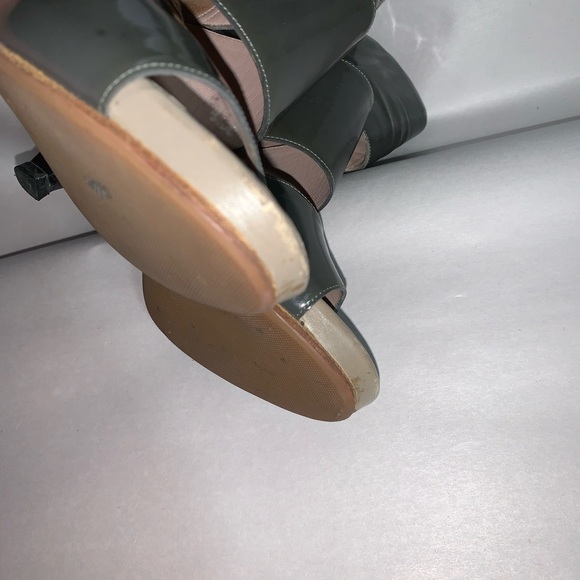 CHLOÉ size 37 patent/crocodile peek a boo BOOTIES - Picture 8 of 10